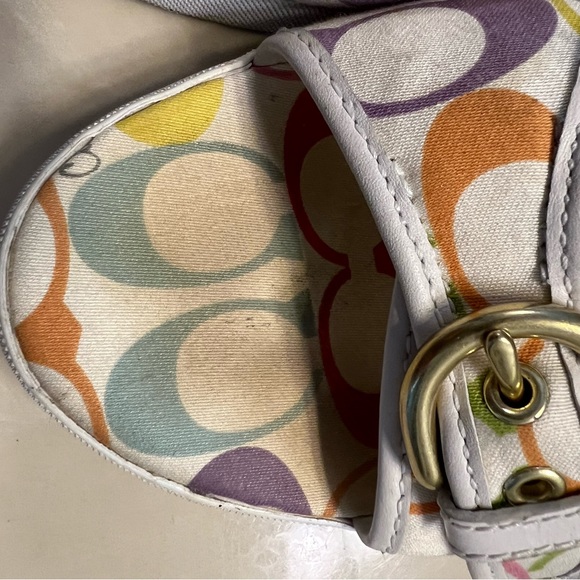 Coach Perry multicolor slides with buckle detail size 8B - Picture 11 of 11